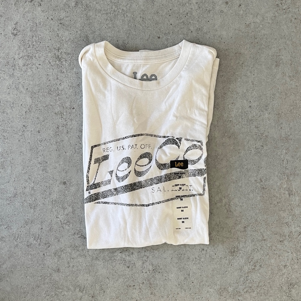 Lee Brand Tee Shirt